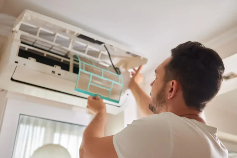 Choosing an Air Con Installation Company That Stays Helpful After